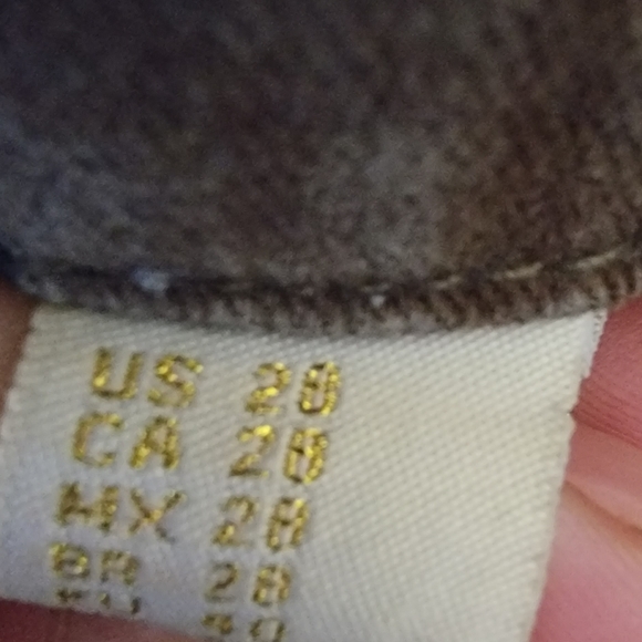 Forever 21 Camaflouge Shorts - Picture 3 of 4